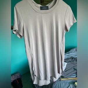 Taupe Tshirt